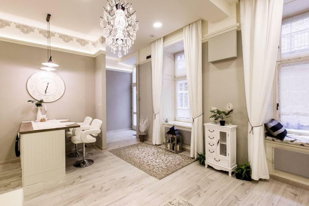 Ferienwohnung Main Street Budapest Exterior foto